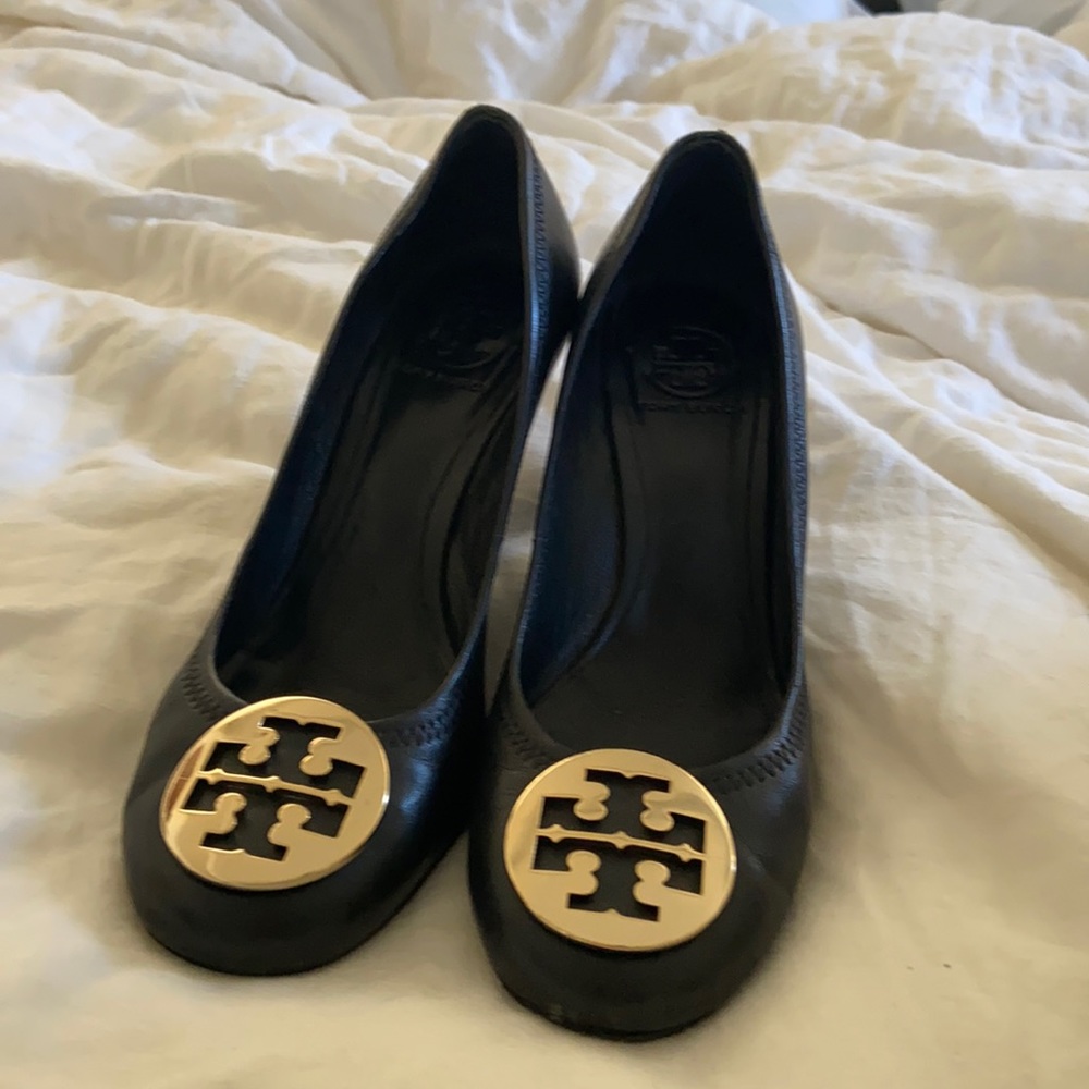 Tory Burch Wedge in Black Calf leather 9.5